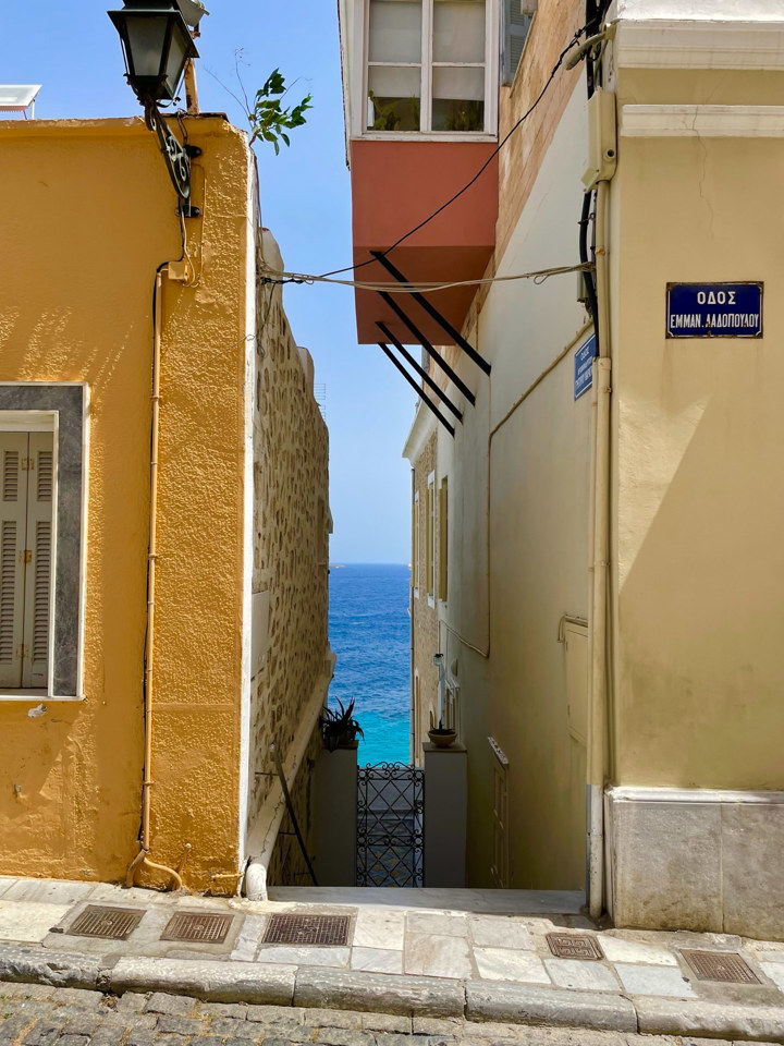 IMG 0606Syros Site Gallery