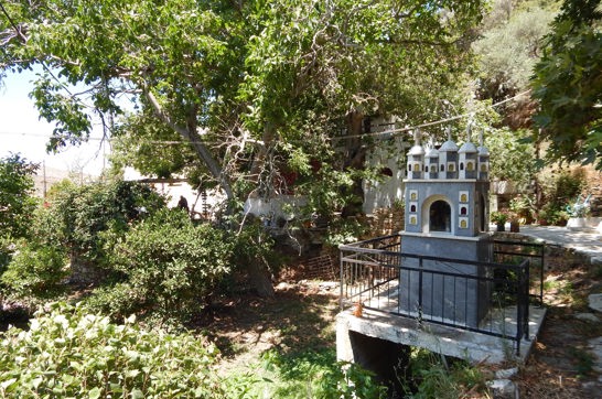 DSCN3311 Naxos Hike Pente Xoria