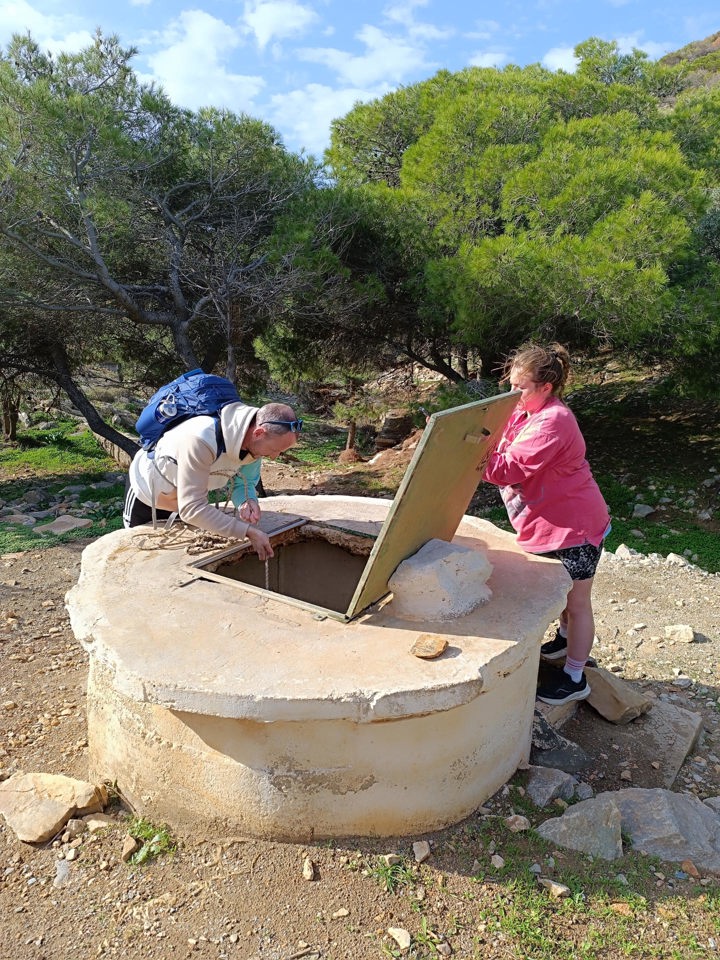 IMG 20251106 101035 Apano Meria Syros