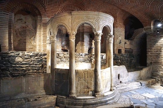 Crypt St Dimitrios1