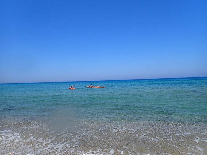 P5081790 Naxos Sea Kayak Amitis