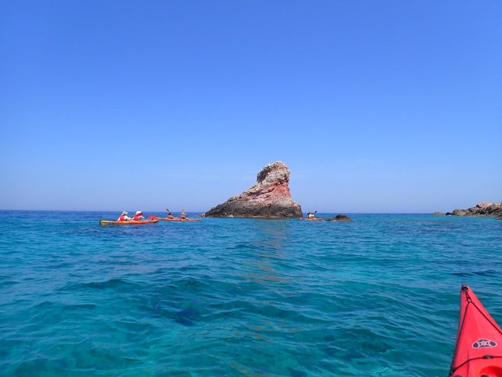 P5081770 Naxos Sea Kayak Amitis