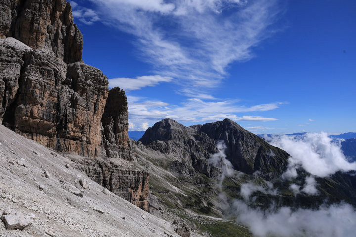 COVER 3 Dolomites Italy